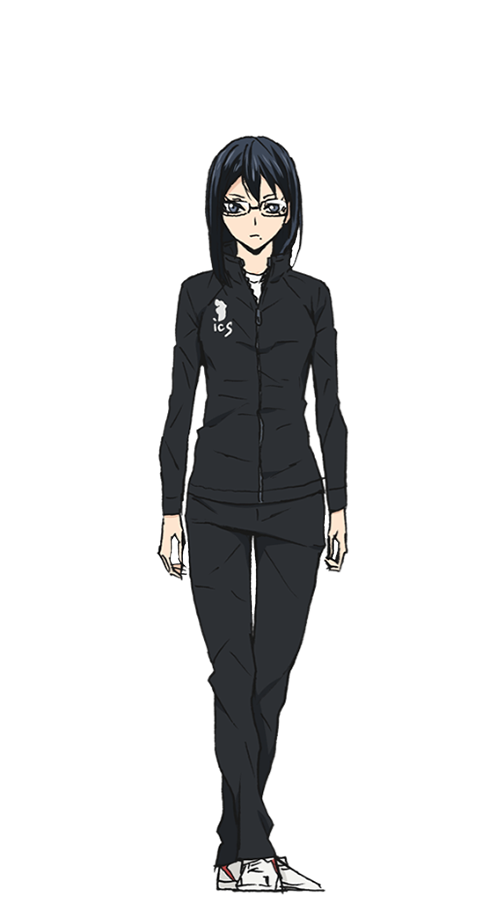 Shimizu Kiyoko, con su uniforme de deportes color negro y tenis blancos, usa lentes y lleva el cabello corto.